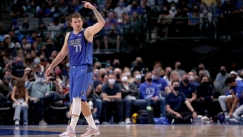 Το απίθανο κάρφωμα του Λούκα Ντόντσιτς στην κορυφή του NBA Top-10 (vid)