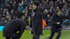 O διαιτητής του Μίντιλαντ - ΠΑΟΚ που ήταν «τέταρτος» στο Σίτι - Τότεναμ απογοητεύτηκε με το γκολ του Κέιν! (vid)