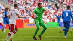 Ο προπονητής της Πολωνίας «έπιασε» τον Σέζνι να καπνίζει στην τουαλέτα (vid)