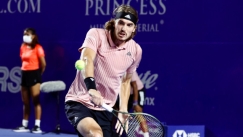 Αγριο «κράξιμο» στον Τσιτσιπά για το tweet για το Μαλιμπού 