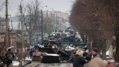Οι Ρώσοι ανοίγουν δρόμους για να φύγουν οι άμαχοι από την Μαριούπολη