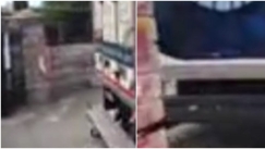 Δουβλίνο: Φορτηγό έπεσε πάνω στην είσοδο της ρωσικής πρεσβείας (vid)