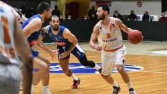 Κάταγμα ο Γκίκας, τουλάχιστον ενάμιση μήνα έξω