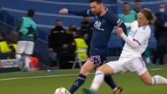 Ο Μόντριτς «ισοπέδωσε» τον Μέσι με εντυπωσιακό και ολόσωστο τάκλιν (vid)