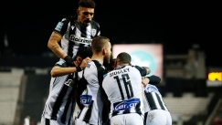 Η Ελλάδα στην άκρη, το βλέμμα στη Γάνδη