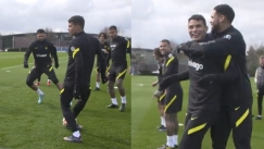 Με no-look «τούνελ» ο Τιάγκο Σίλβα βάζει τα γυαλιά σε Φιρμίνο και Λουίς Ντίας (vid)