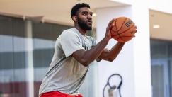 Επιστρέφει ο Πάτρικ Ουίλιαμς, «χαμόγελα» στους Μπουλς