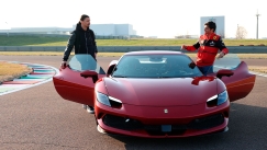 Ο Ζλάταν Ιμπραΐμοβιτς παραδίδει μαθήματα στους οδηγούς της Ferrari (vid)