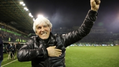 Η αποθέωση στον Γιοβάνοβιτς και το χαμόγελό του (vid) 