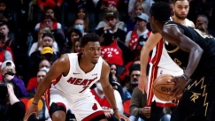 Εξαγόρασε το συμβόλαιο με τους Χόρνετς ο Λάουρι και πάει στους Σίξερς