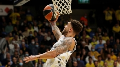 Εύκολη νίκη για την Μακάμπι, 92-74 τη Μπνέι με πέντε διψήφιους σκόρερ (vid)