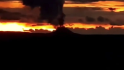 Ηφαίστειο στην Ινδονησία εξερράγη προκαλώντας σύννεφο τέφρας ύψους 3 χλμ (vid)