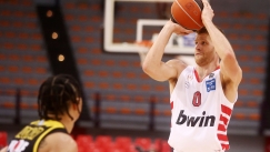 «Φωτιά» ο Ολυμπιακός στην 3η περίοδο με 7/10 τρίποντα (vid)