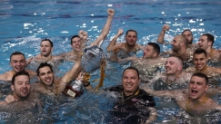 Ο Ολυμπιακός παρέμεινε στον θρόνο του, ξανά και ξανά πρωταθλητής (vids)