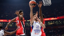 Διαβολική σύμπτωση και ίδιο σκορ 70-73, 3:38 πριν το τέλος των δύο ημιτελικών