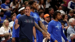 Πρόστιμο $100χιλ. από το NBA στους Μάβερικς για τα ματς με τους Ουόριορς