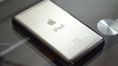 Αποσύρθηκε το iPod της Apple και πλέον πωλείται με τρελά λεφτά στο ebay