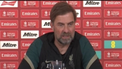 Ο Κλοπ «ξέσπασε» στη συνάντηση της ομάδας μετά το κακό ξεκίνημα στο πρωτάθλημα και είπε ότι θα κινηθεί για μέσο!