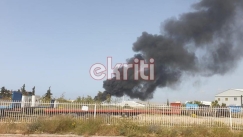 Μεγάλη φωτιά στο Ηράκλειο: Στις φλόγες επιχείρηση στη ΒΙΠΕ (vid)