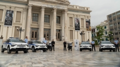 Τα νέα περιπολικά και οι μηχανές που πήρε η Διεύθυνσης Αστυνομίας Πειραιά