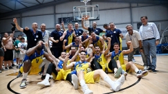 Μεθυσμένη πολιτεία το Ψυχικό, απονομή μέσα σε ντελίριο πανηγυρισμών (vids) 