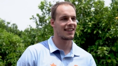 Η Βαλένθια ανακοίνωσε την ανανέωση με Πρέπελιτς με μανταρίνια (vid)