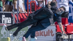 Βλάχος: «Το λαβωμένο λιοντάρι μερικές φορές βρυχάται πιο δυνατά» (vids)