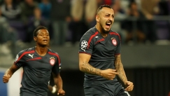 Ο Μήτρογλου παρακολουθήσε το χατ τρικ του Παυλίδη κι έβγαλε φωτογραφία με Μουρίνιο