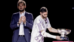 Ο Ρούντι... παρουσίασε το τρόπαιο του Eurobasket 2022 στον τελικό του SuperCopa στη Σεβίλλη