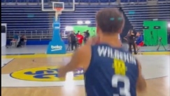 Ο Γουίλμπεκιν το... έσταξε από το κέντρο με την πρώτη (vid)