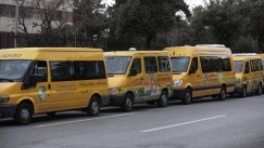 Στρατιωτικοί γίνονται οδηγοί σχολικών λεωφορείων για παιδιά με ειδικές ανάγκες