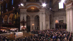 Βρετανία: Η νέα εκδοχή του εθνικού ύμνου ακούστηκε στον καθεδρικό ναό του Αγίου Παύλου (vid)