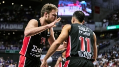 Τίποτα, τίποτα δεν τον σταματά (vid)