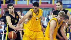 Η ΑΕΚ θα τιμήσει Μπουρούση και Καρδίτσα