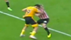 O Ντιέγκο Κόστα αποβλήθηκε για κουτουλιά σε παίκτη της Μπρέντφορντ (vid)