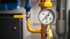 Προτάσεις της Κομισιόν για τη μείωση των τιμών του φυσικού αερίου: Τα σενάρια που βρίσκονται στο τραπέζι