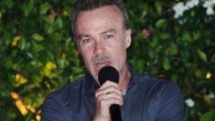 Δικαστική δικαίωση Μπογιόπουλου για τις κυρώσεις που του επέβαλε το Facebook