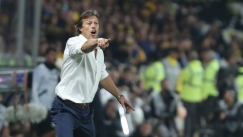 Ο Αλμέιδα πήρε το μικρόφωνο και τραγούδησε τον εθνικό ύμνο της Αργεντινής (vid)