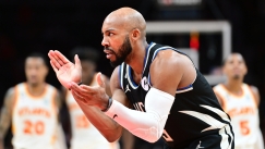 Ο Τζεβόν Κάρτερ είναι πλέον για τους Μπακς ένα... bulldog που σουτάρει (vid)