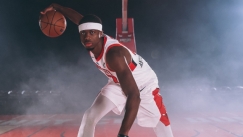 Ο Κώστας νίκησε τον Άλεξ στη μάχη των αδερφών Αντετοκούνμπο (vid)