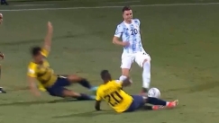 Μπάλα περνάει, παίκτης ποτέ!