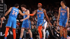 Λαμπρός Γκίλτζιους-Αλεξάντερ, υπέρλαμπροι Θάντερ στη Νέα Υόρκη (vid)