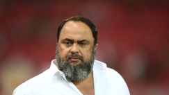 Ο Βαγγέλης Μαρινάκης στο «Ελ Πάσο» μετά την αποχώρηση του Ολυμπιακού Β' στο ματς με την Καλλιθέα!