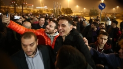 Ολυμπιακός: Αποθέωση για παίκτες και Μπαρτζώκα στο ΣΕΦ (vids)