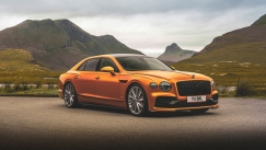 Ο Youtuber που βγάζει 6 εκατ. δολάρια το χρόνο παρουσιάζει τη νέα Bentley (vid)