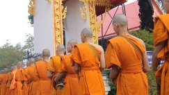 Μοναχοί βρέθηκαν θετικοί σε τεστ ναρκωτικών στην Ταϊλάνδη