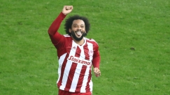 Η άλλη όψη του νομίσματος με Μαρσέλο…