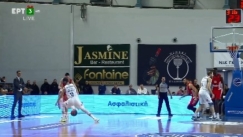 Απίθανη... ποδιά του Παπανικολάου στο ματς με την Καρδίτσα (vid)