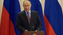 Ο Πούτιν δηλώνει έτοιμος για διαπραγμάτευση με όποιον έχει «σχετικά αποδεκτές λύσεις»