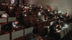 Πλημμύρισαν πανεπιστήμια στην Αθήνα: Φοιτητές στο ΕΜΠ έδωσαν εξετάσεις με φακούς